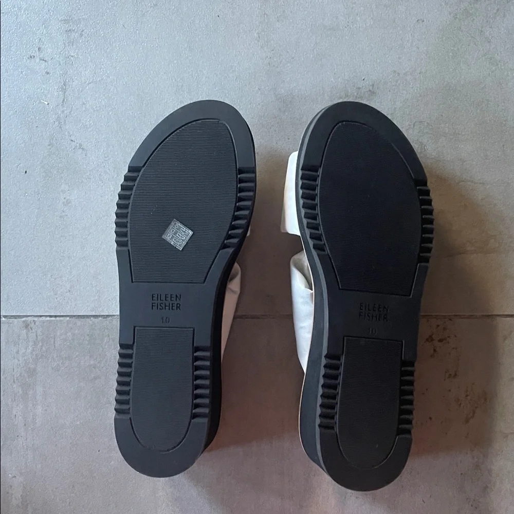 Eileen Fisher White and Black Wedge Sandals - Picture 5 of 5